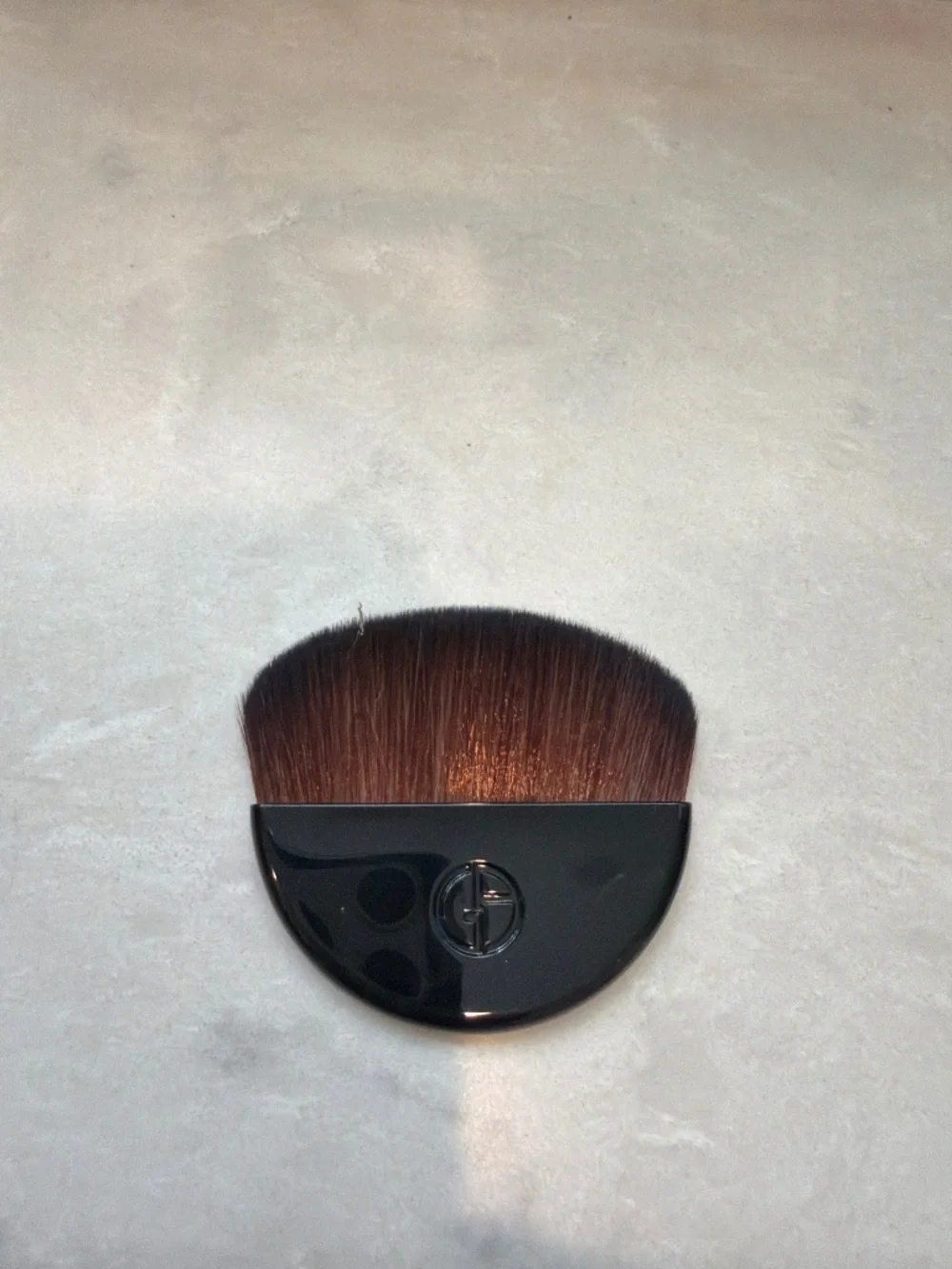 Giorgio Armani Glow Fusion Makeup Brush